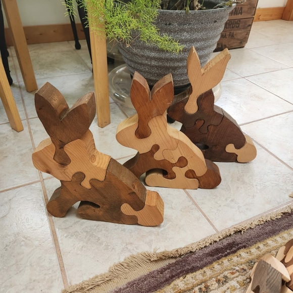 Handmade Wooden Bunny Toy Puzzle - Picture 1 of 3